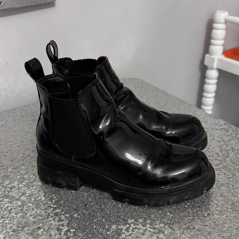 Black Ankle Boots for Women